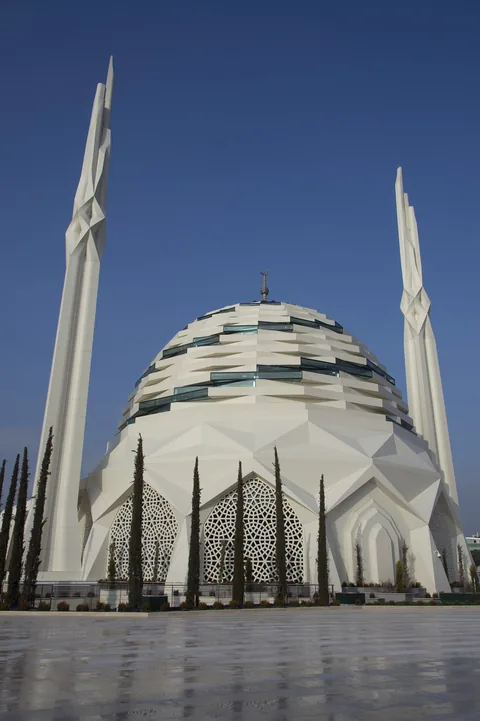 Istanbul Marmara University Faculty of Theology Mosque exterior in 2015 5802