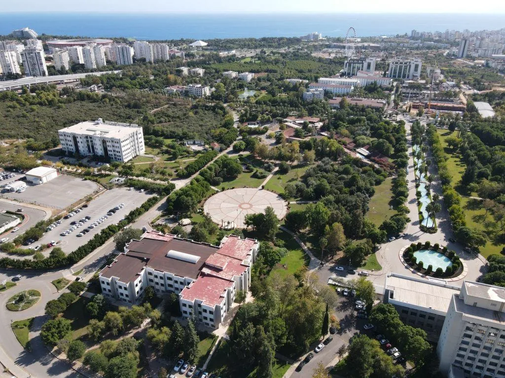 Akdeniz Üniversitesi Kampüsü
