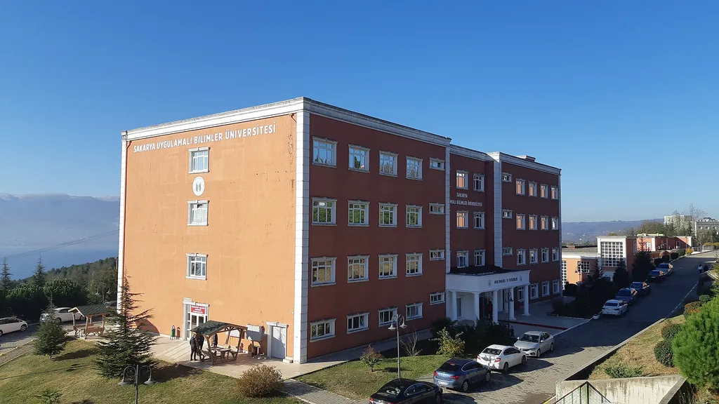 Sakarya Uygulamalı Bilimler Üniversitesi