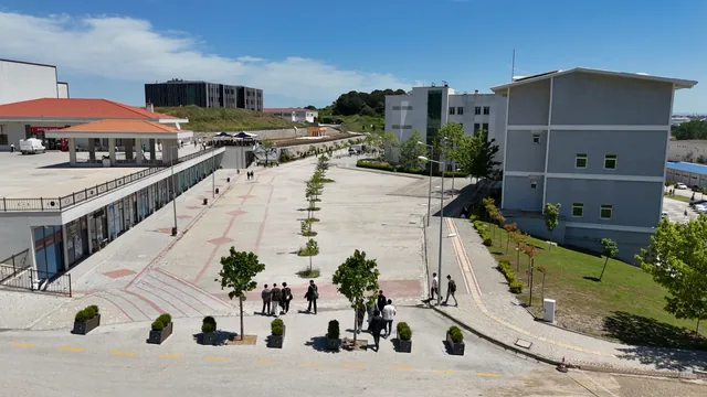 Yalova Üniversitesi