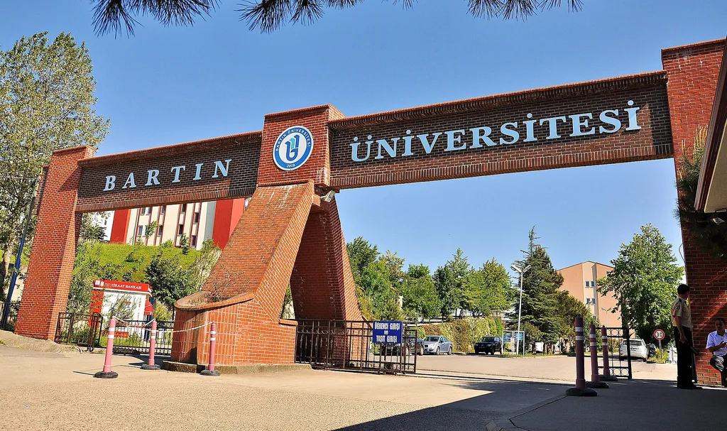 Ağdacı Kampüsü Girişi
