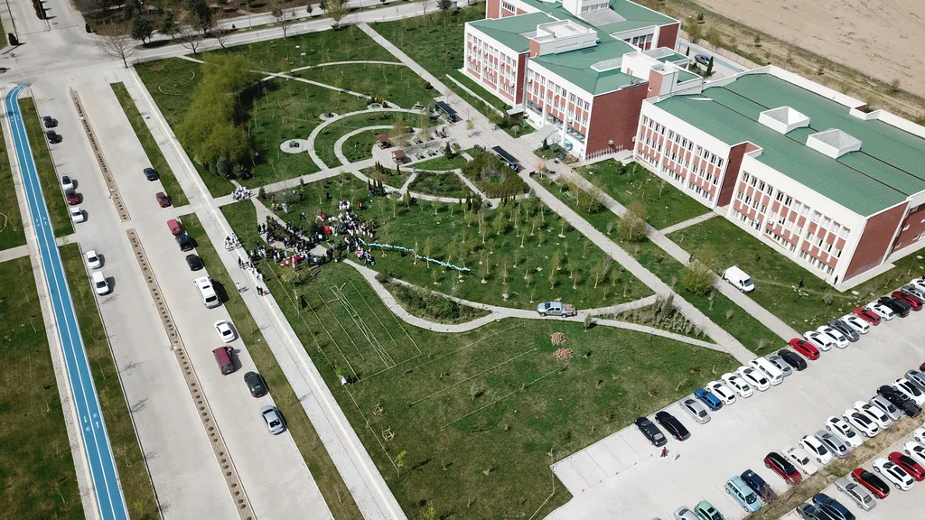 Isparta Uygulamalı Bilimler Üniversitesi